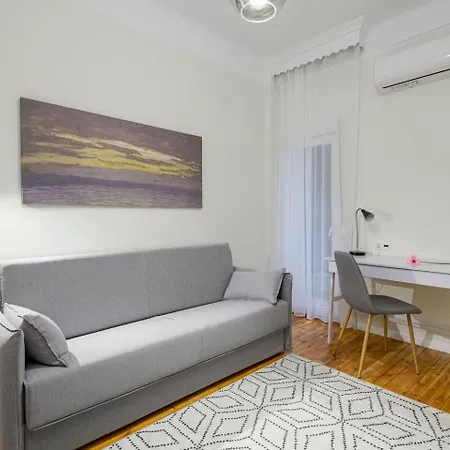 Trentatre, Nilie Hospitality Mgmt