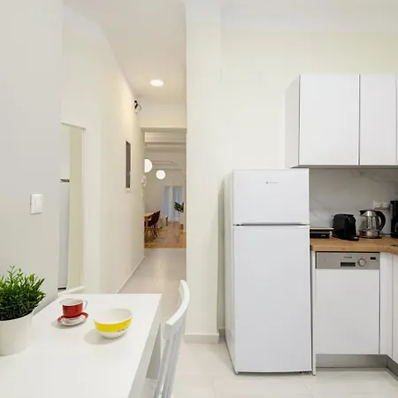 Trentatre, Nilie Hospitality Mgmt شقة *