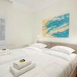 Trentatre, Nilie Hospitality Mgmt Apartament